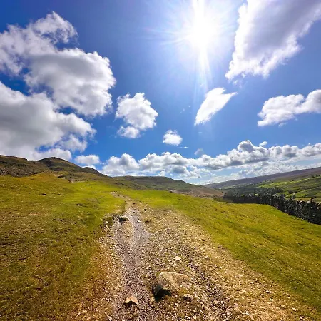 A D Barn * Fremington (North Yorkshire)